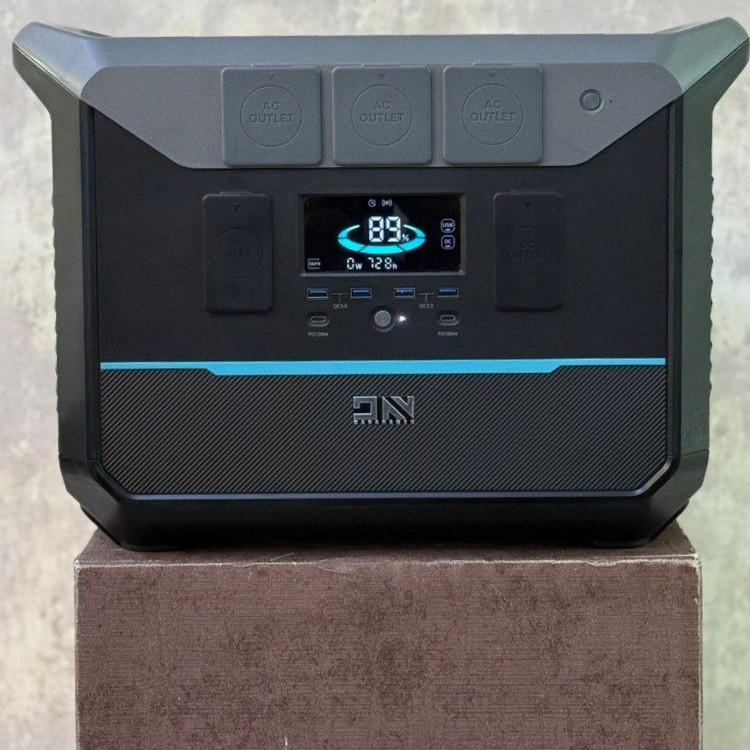 پاور استیشن قابل حمل DaranEner مدل NEO2000 ظرفیت 2073.6 وات ساعت توان 2000 وات