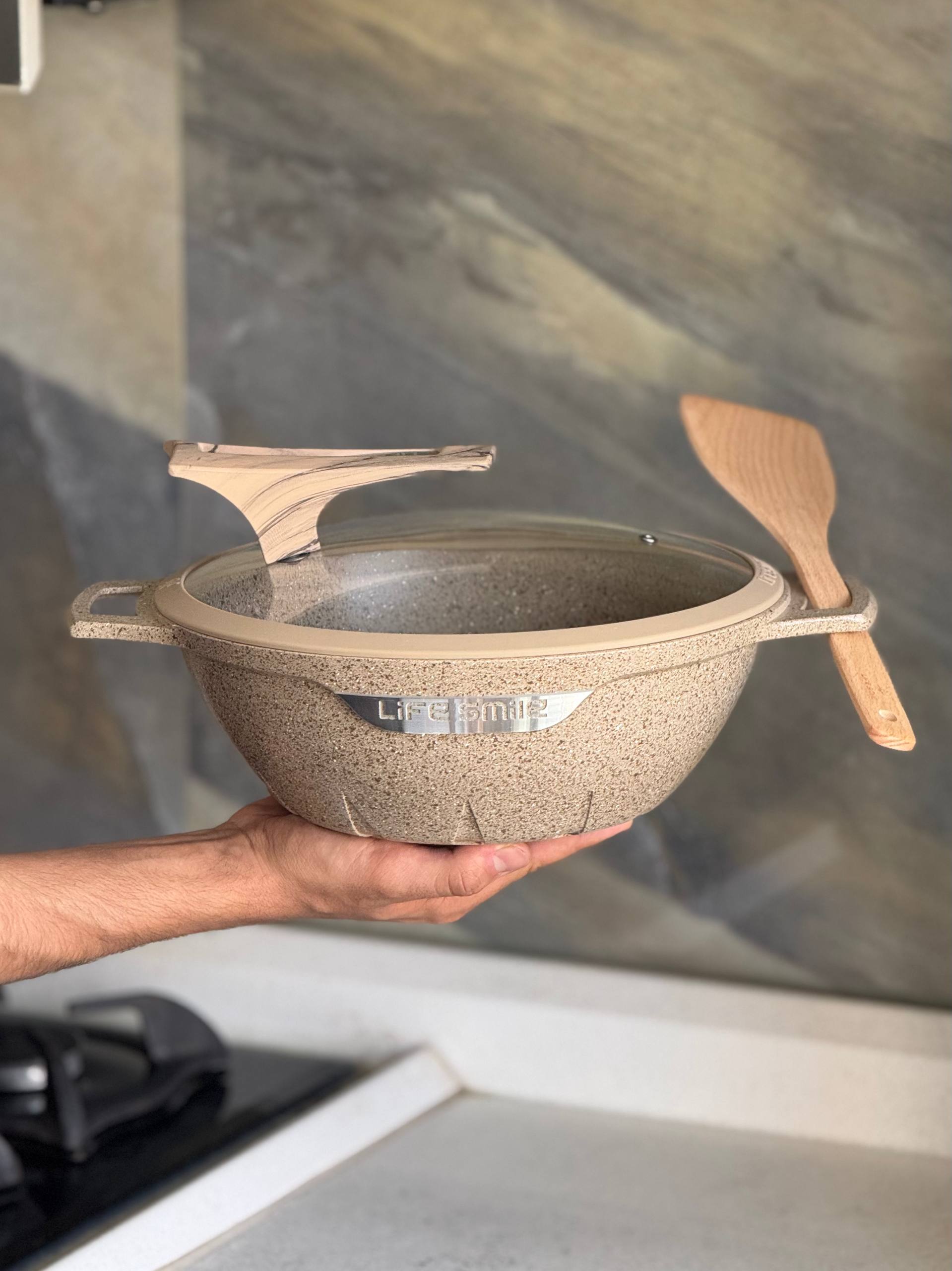 تابه وک دو دسته گرانیتی لایف اسمایل مدل SPHM-S-2HWOK-28